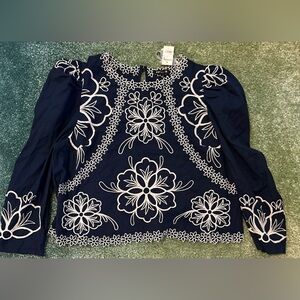 NEW! Women’s Express Embroidered Cropped Puff Sleeve Top - Size XL
